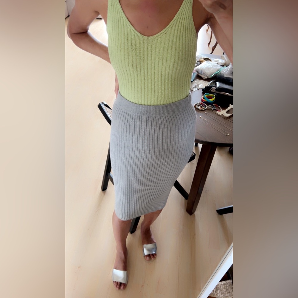 Brand New Forever 21 Light Grey Rib Knit Pencil Skirt